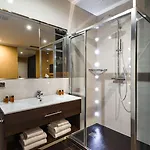 Europe & Hotel Clichy