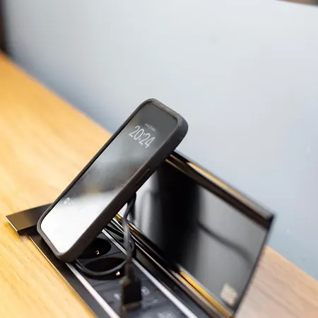 Europe & 3* クリシー