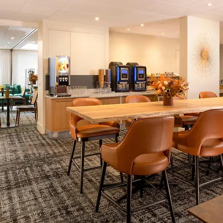 Europe & ホテル クリシー